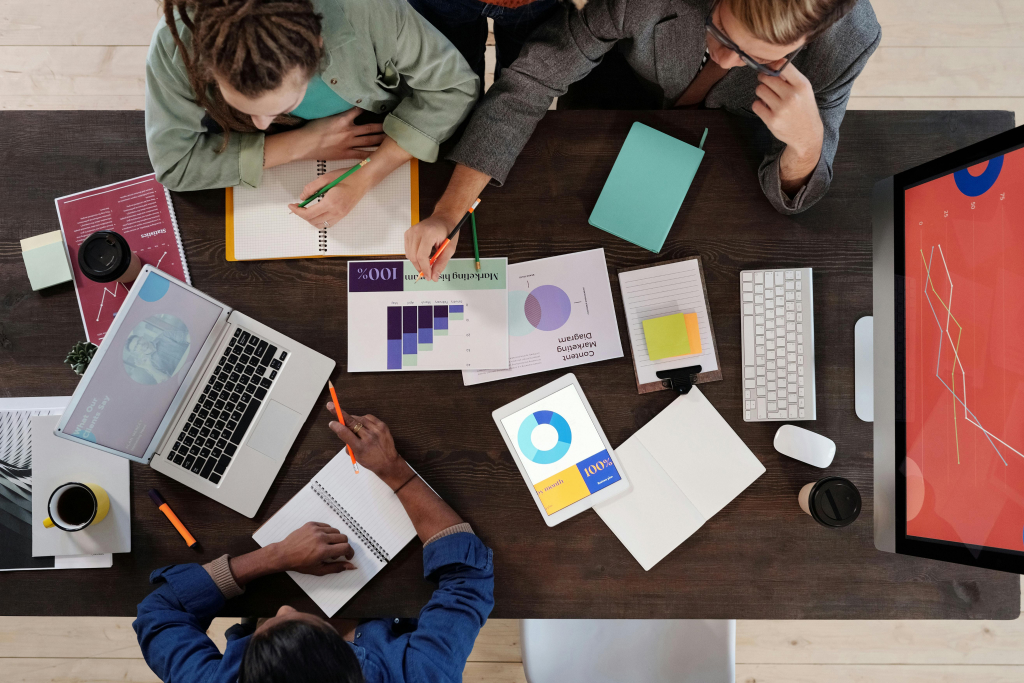 HR Trends for 2025 and Key Strategies for HR Professional