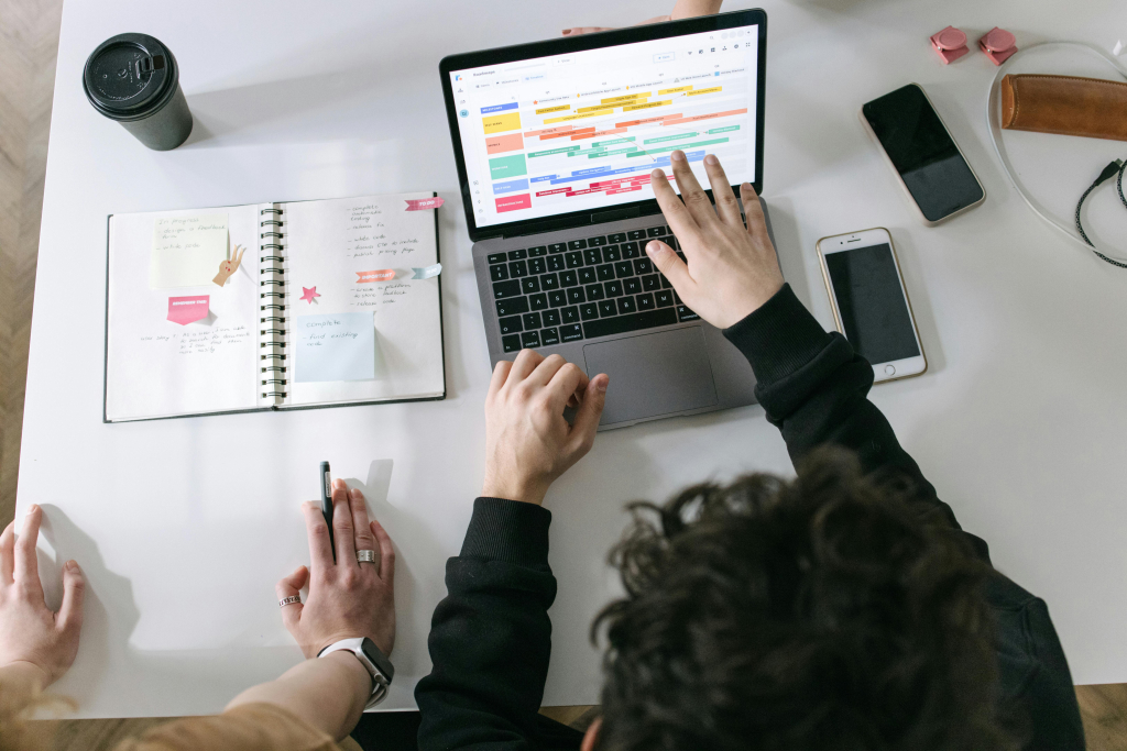 How to Make the Most Out of Your Timesheet System with Time Tracking and Compliance