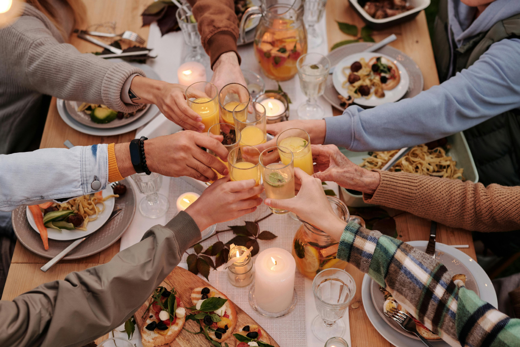How to Manage Holidays, Remote Working and Sick Days 
